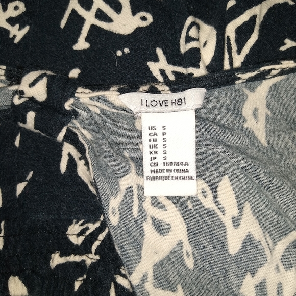 Hieroglyphic Print Short Romper Black White Small - Picture 8 of 10